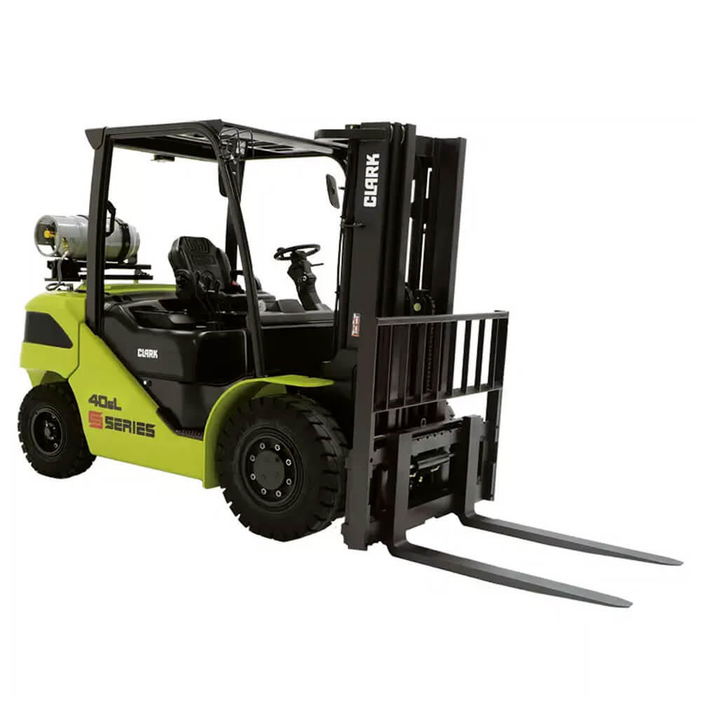 Forklift unloading commercial goods from a lorry in Reading
